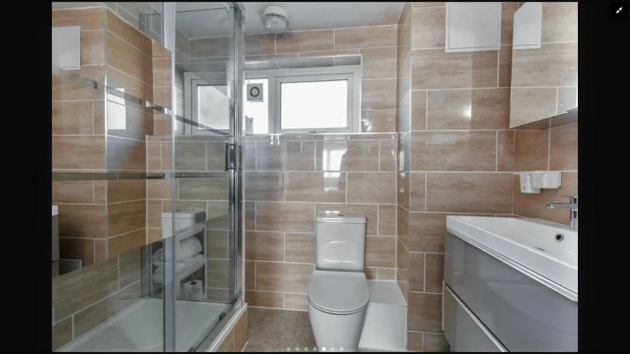 Lovely One Bedroom Apartment In Stratford London